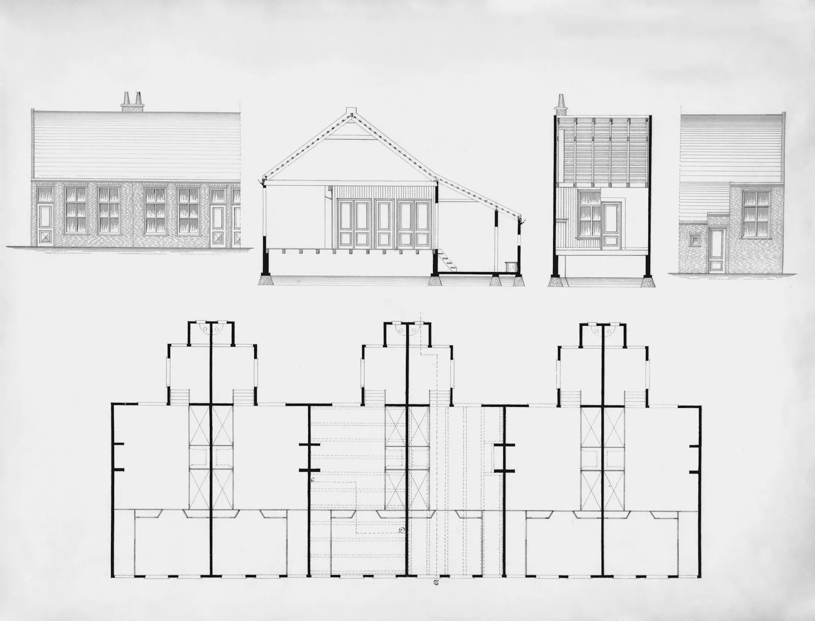 Plan de masse et élévations d'une construction, pièces jointes à un dossier de déclaration préalable CERFA n°16702